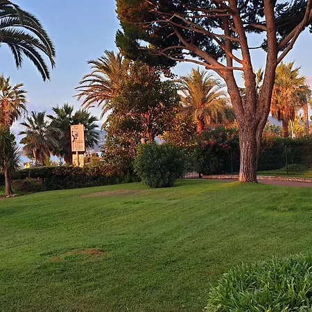 Garden&beach Sea View